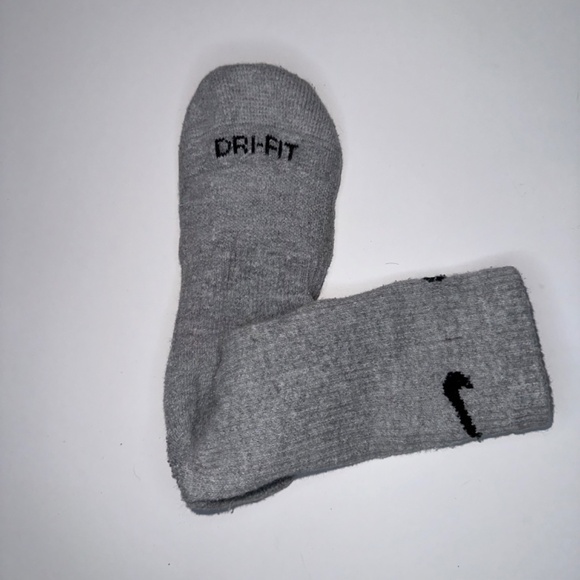 Men’s Nike Dri-Fit Sock - Picture 2 of 5
